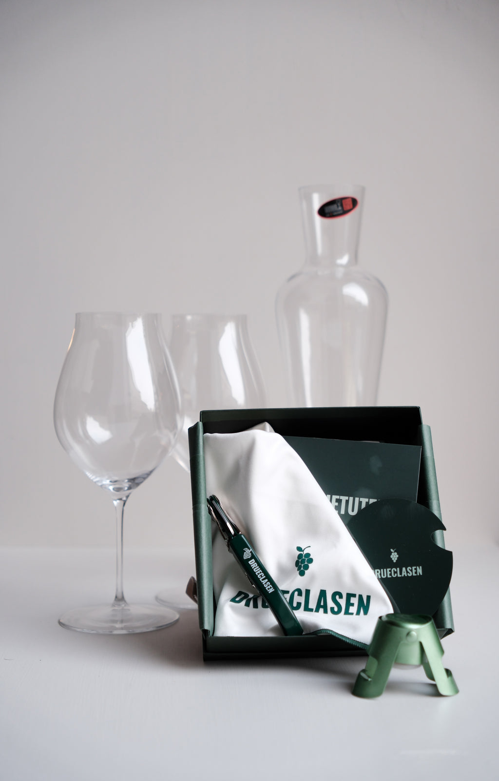 GAVEPAKKE 3 - vinsmaking, vinåpner, vinglass, dekanter & vin